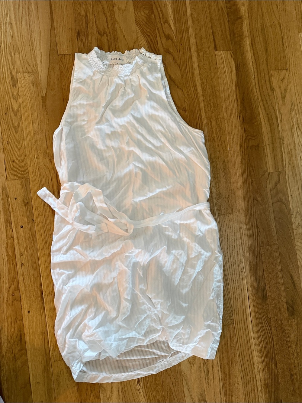 Bella Dahl White Sleeveless Ruffle Neck Top